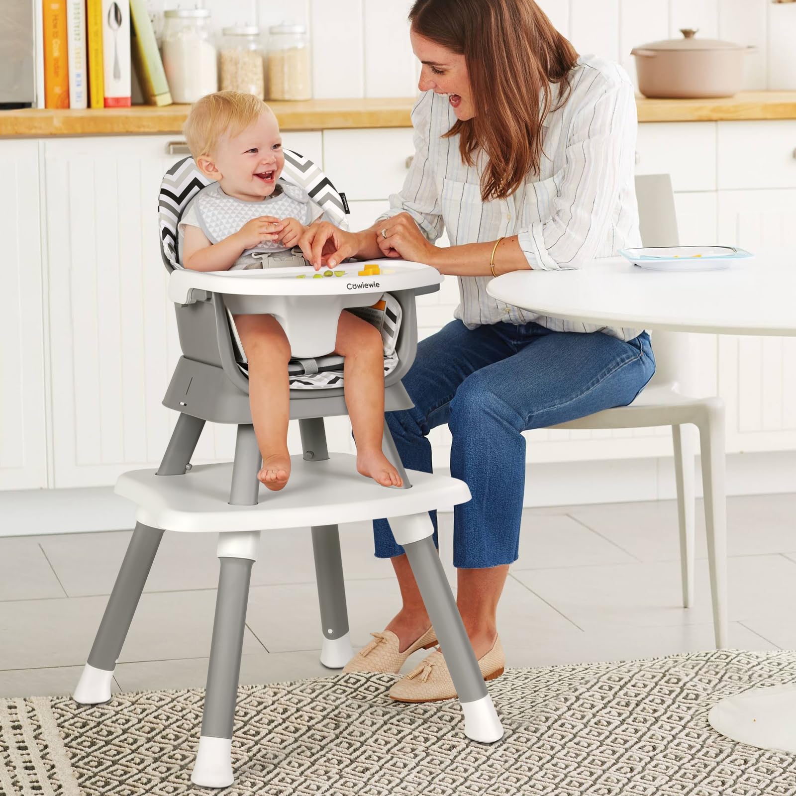 Cowiewie block-table-mat enhances creative play with the included mat
