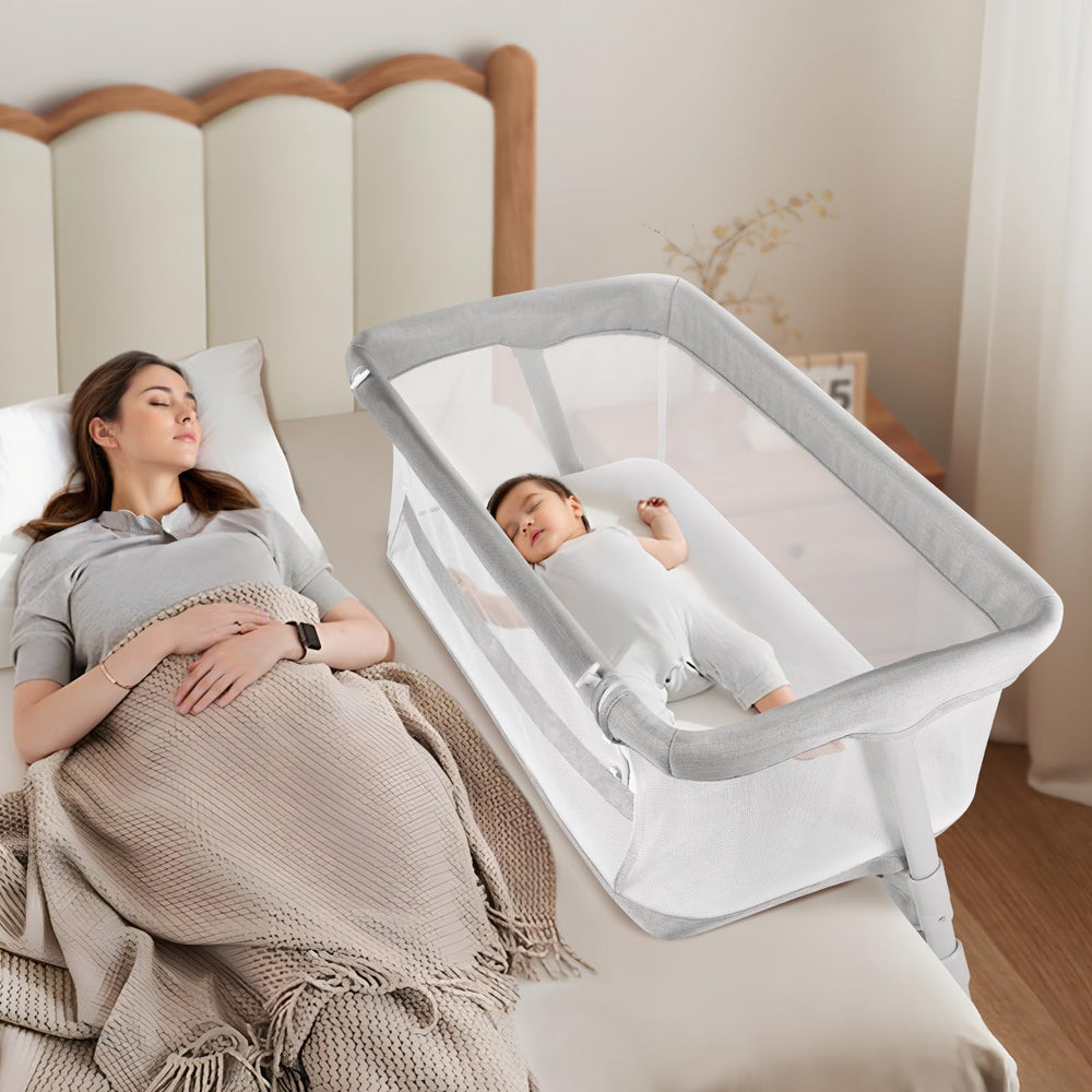Cowiewie Bassinet beside-bed with over-mattress design supports safe co-sleeping.