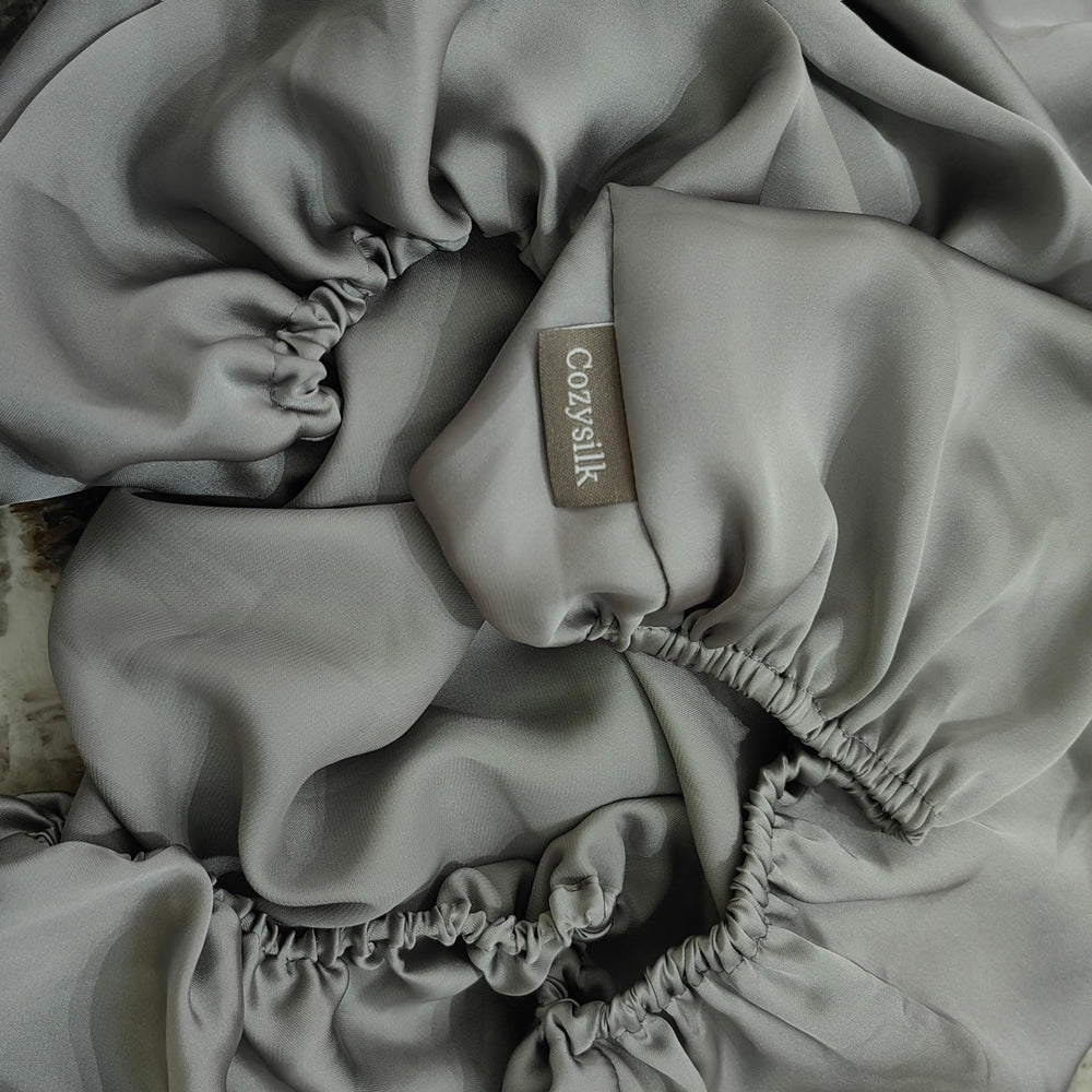 Cozysilk machine-washable bassinet sheet for easy care