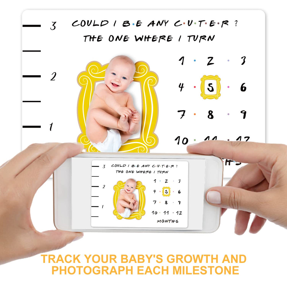 CQNET baby milestone background on blanket highlights monthly growth in photos