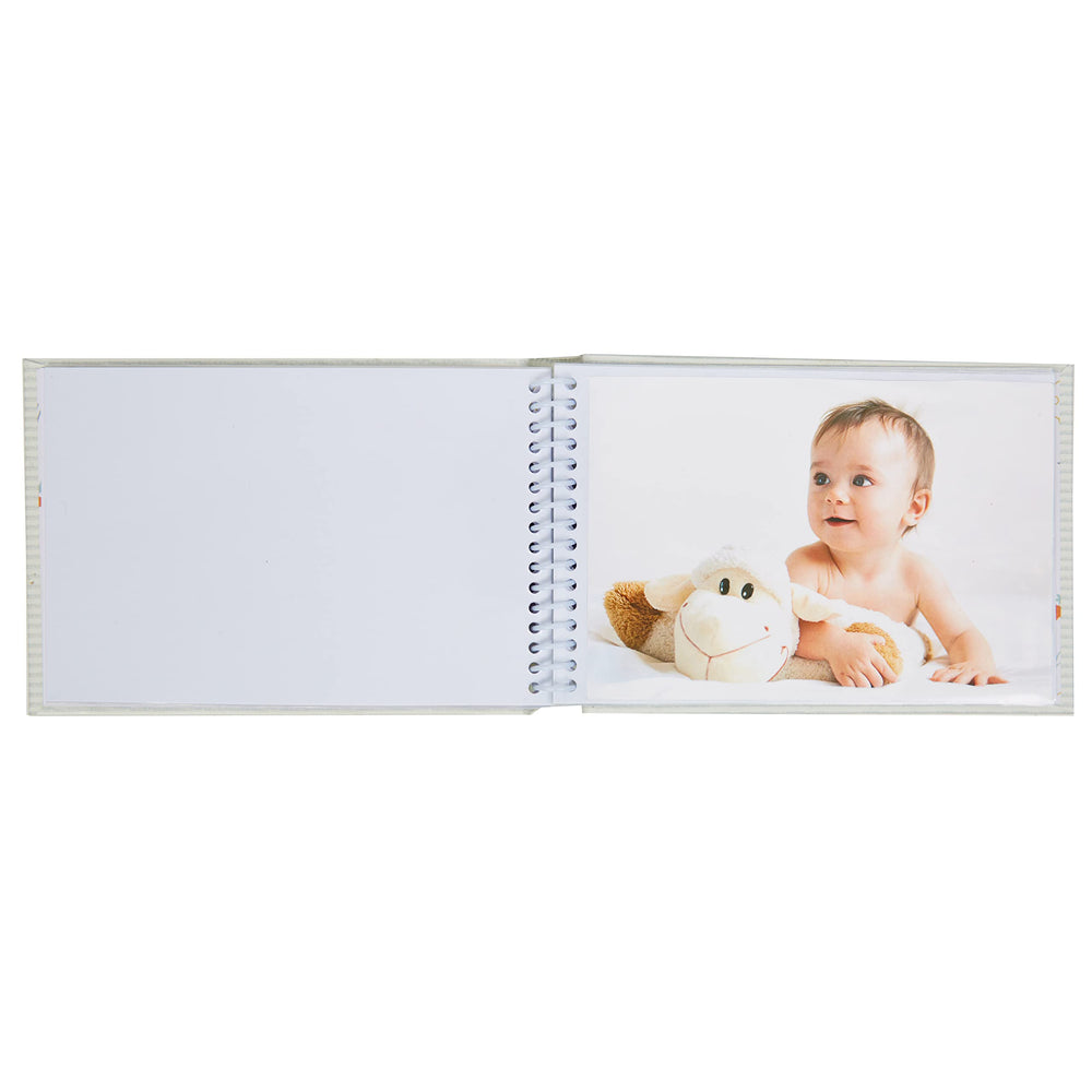 BP73-24958 accommodates 4x6 and 3x5 photos with ease.