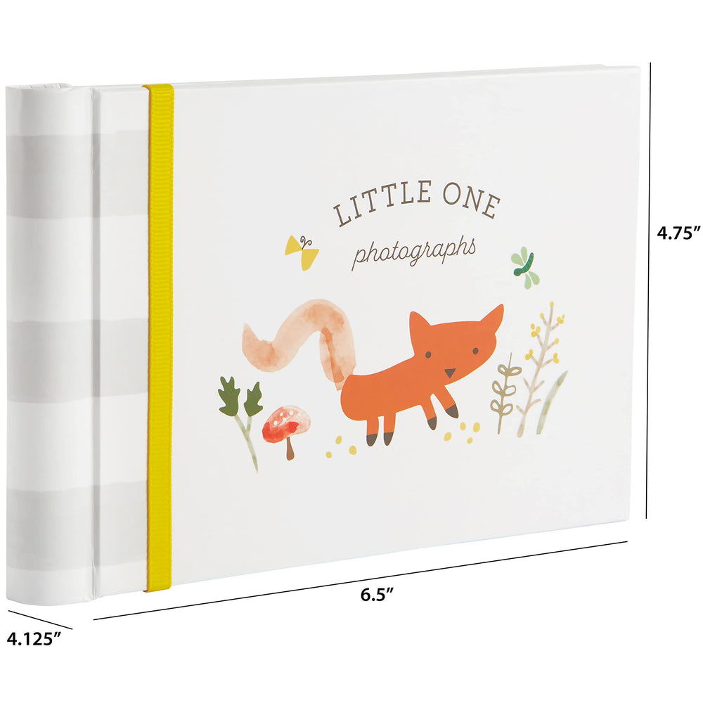 C.R. Gibson Little One Woodland brag book compact-dimensions ideal for baby bag storage.