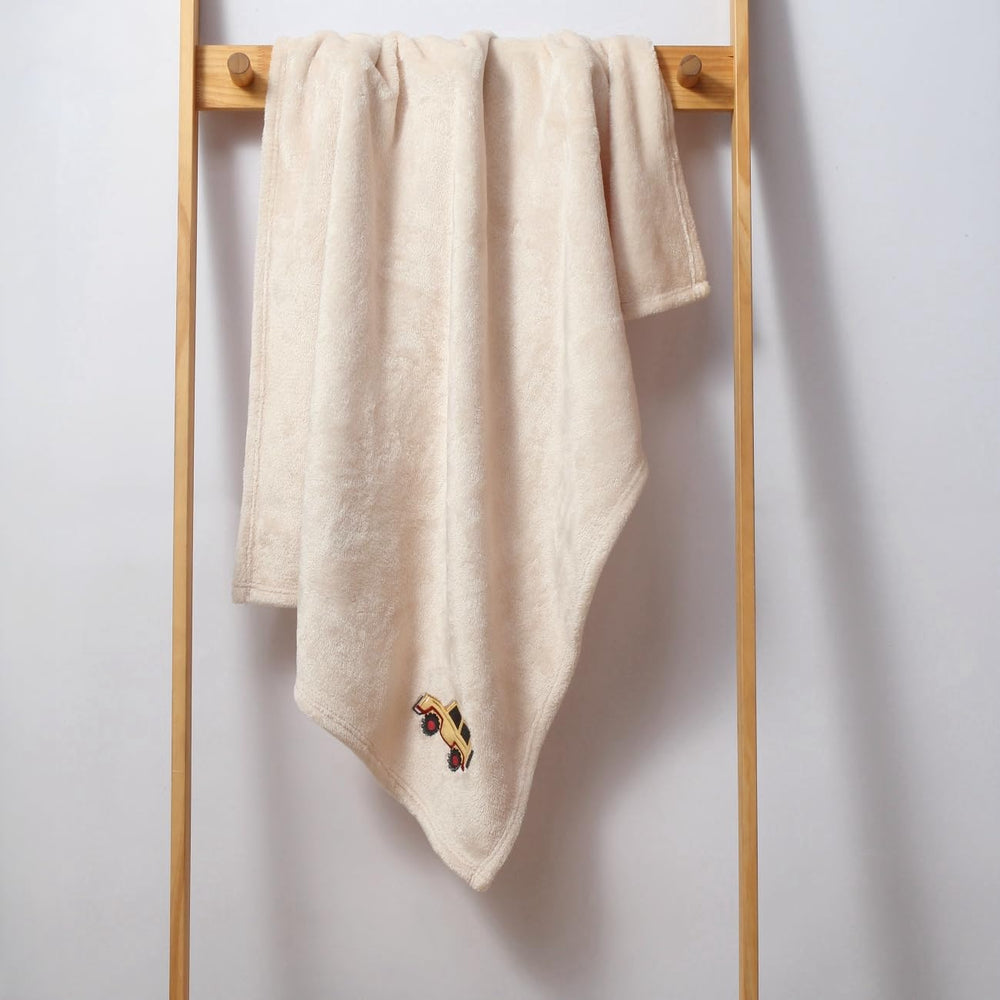 CREVENT 30x40 baby blanket newborn-friendly fabric for sensitive skin.