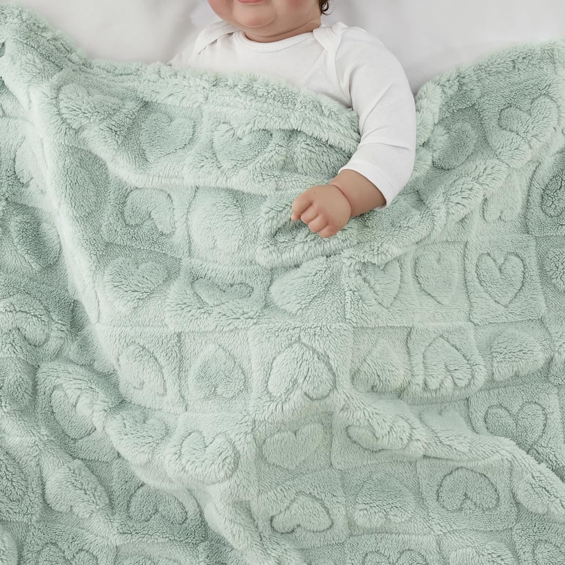 CREVENT blanket in stroller setup provides a cozy comfort during park walks.