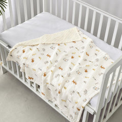 CREVENT baby swaddling use illustrates secure wrap and cozy comfort.