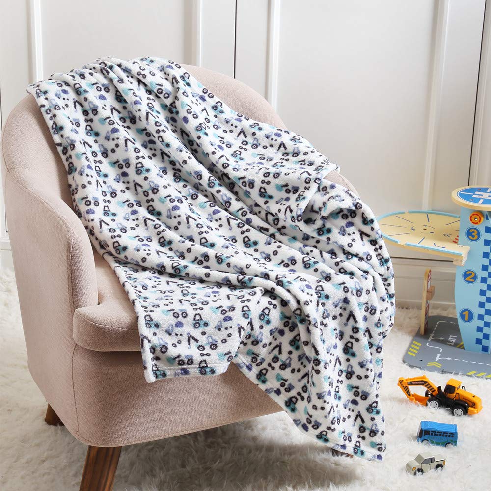 CREVENT two-layer design for all-season comfort and simple care
