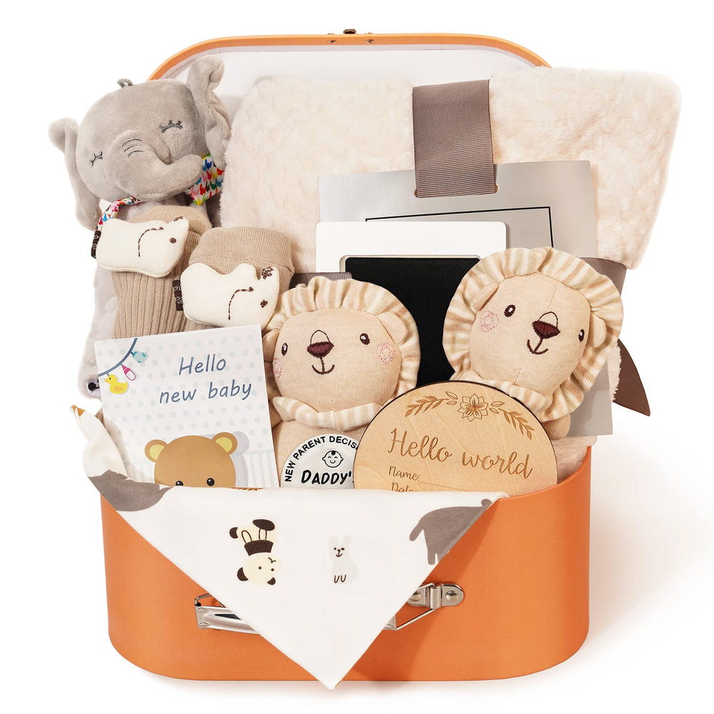 Cubotn baby gift set in a square box, perfect for newborn gifting.