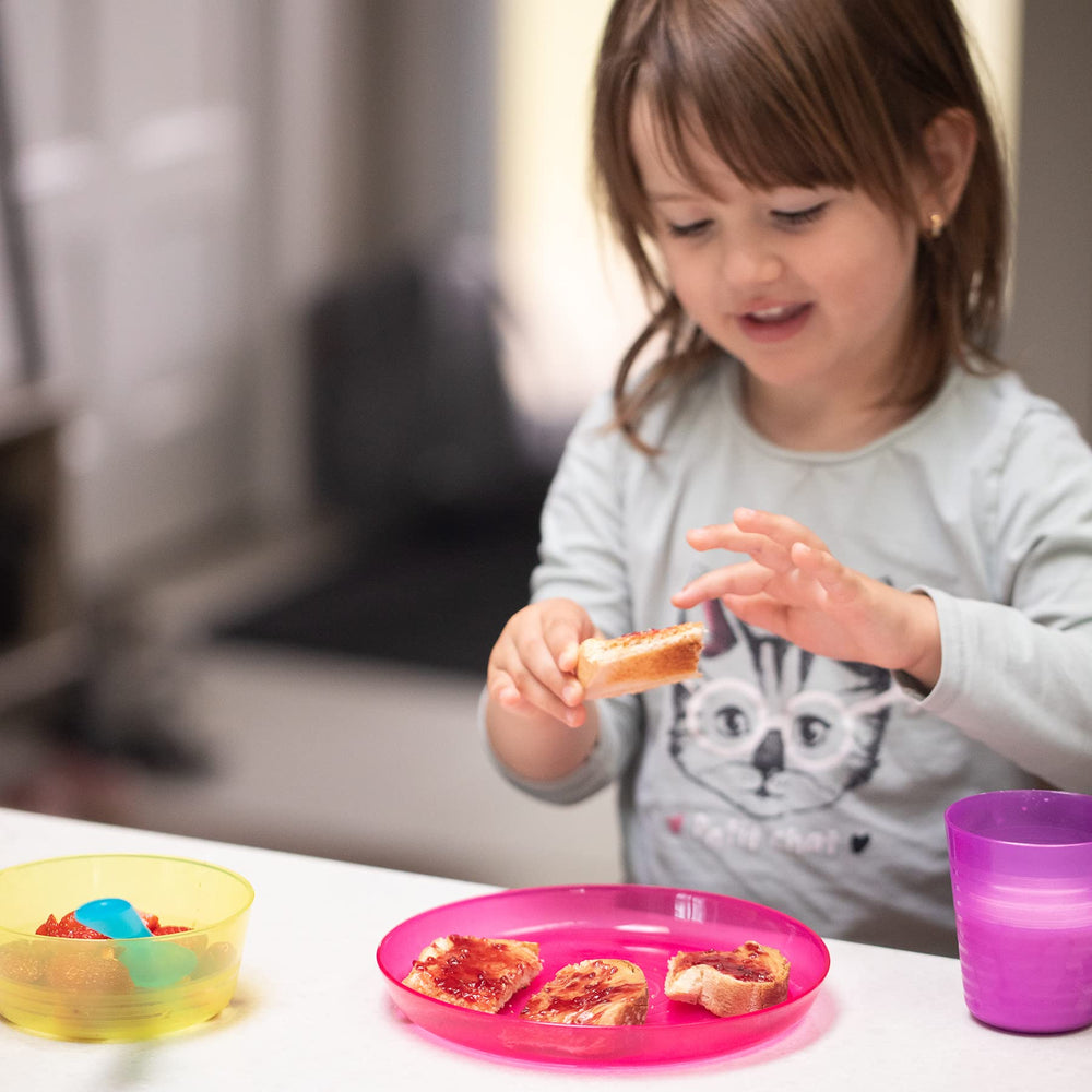 Cuddly Hippo microwave-safe plastic dinnerware for quick reheats at home