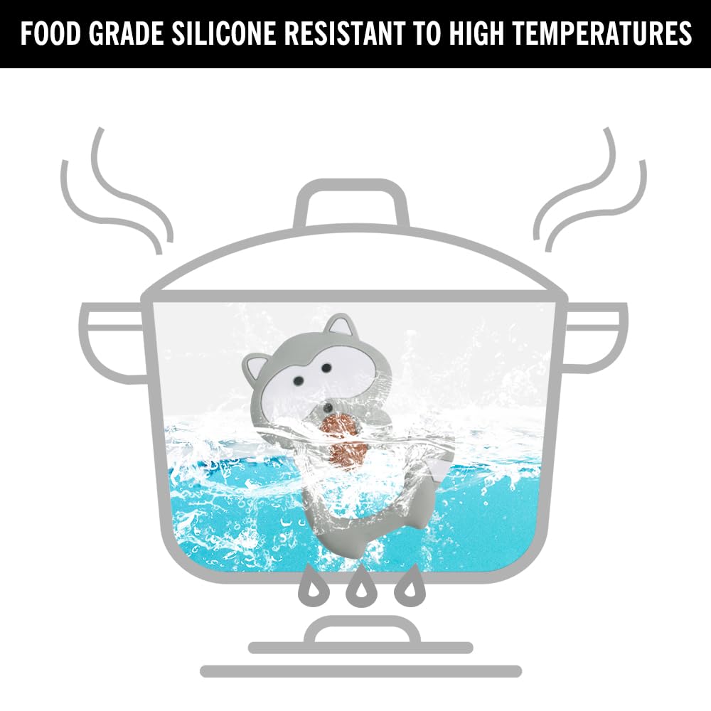 Cuebo BPA-free silicone teether gray raccoon safe chewing material.