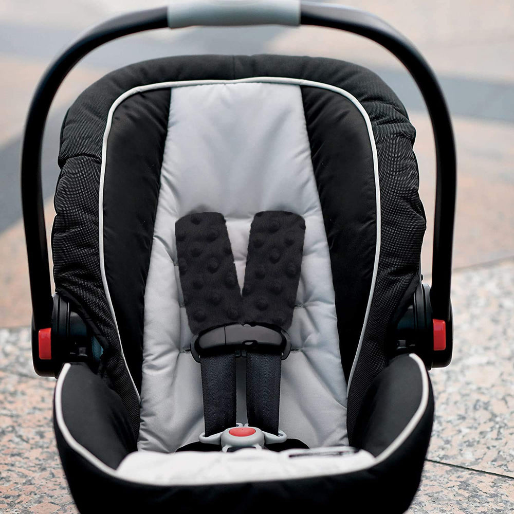 Culclendy baby stroller strap pad in use for comfortable outings
