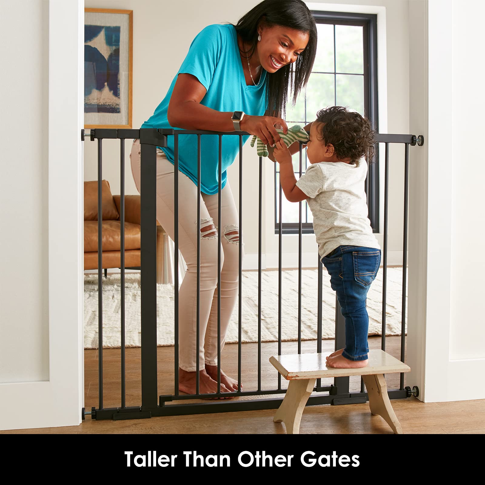 Sturdy carbon steel frame of Cumbor gate tested for daily use