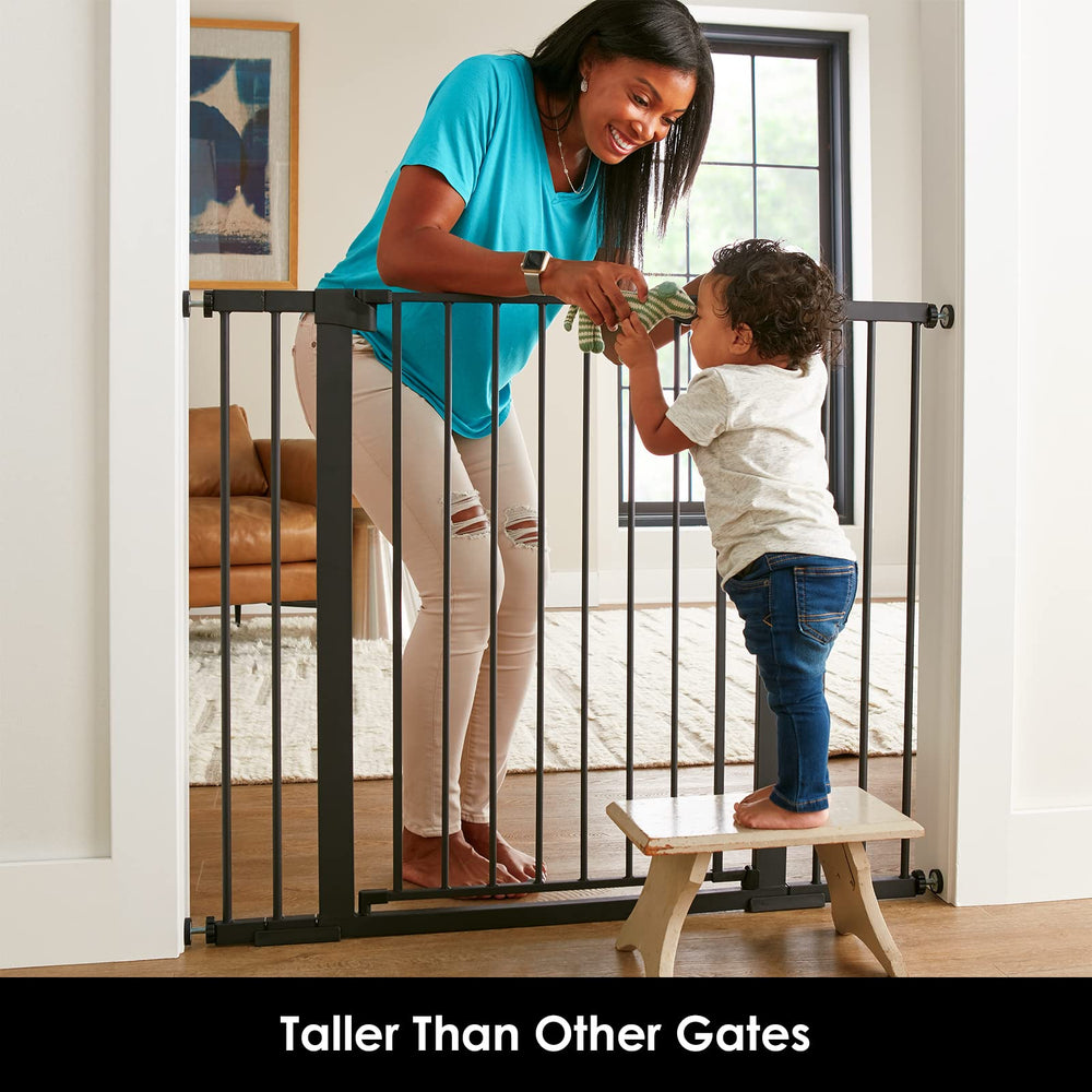 Sturdy carbon steel frame of Cumbor gate tested for daily use