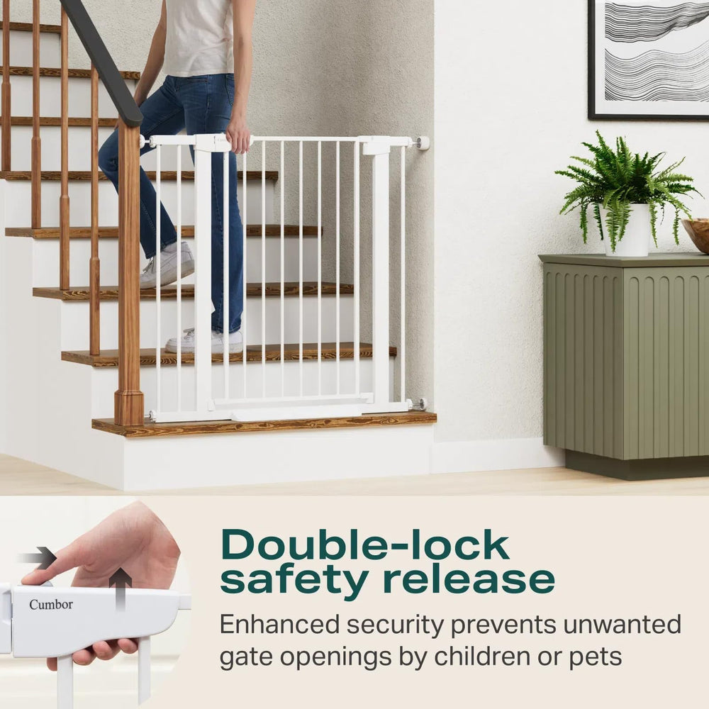 Cumbor double lock safety release promotes secure child access control