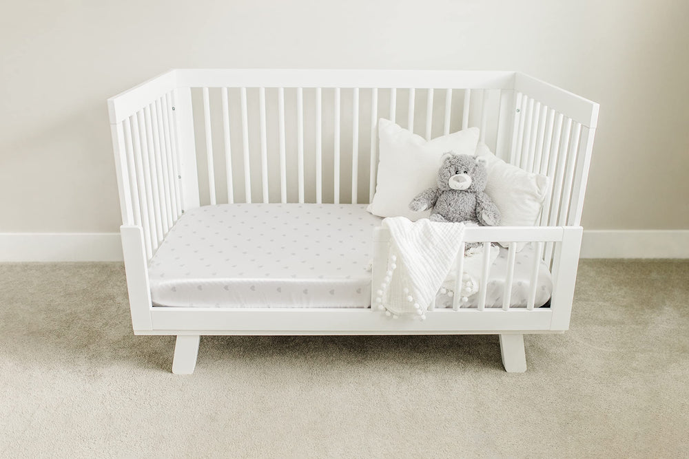 CutieCozy satin crib sheet is easy to care for and durable.