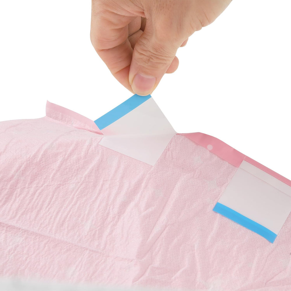 CutiePlusU overnight protection scenario highlights long-lasting absorbency for night use.