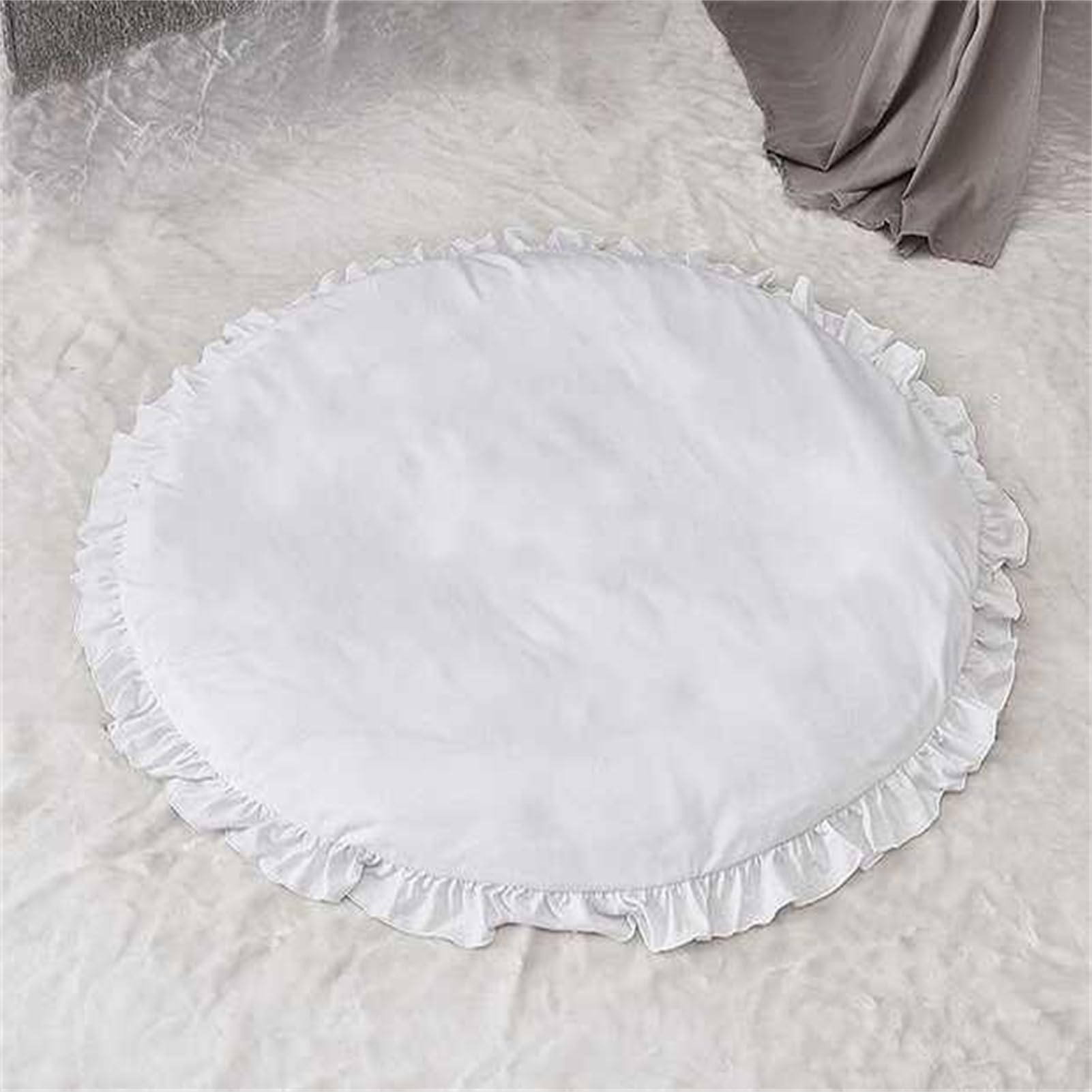 CVGAGIF white play mat used as crawling area for gentle floor time