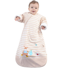 CYUURO baby sleep sack with closed legs for comfortable, secure rest