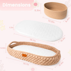 D'OR BABY diaper organizer keeps essentials close at hand.