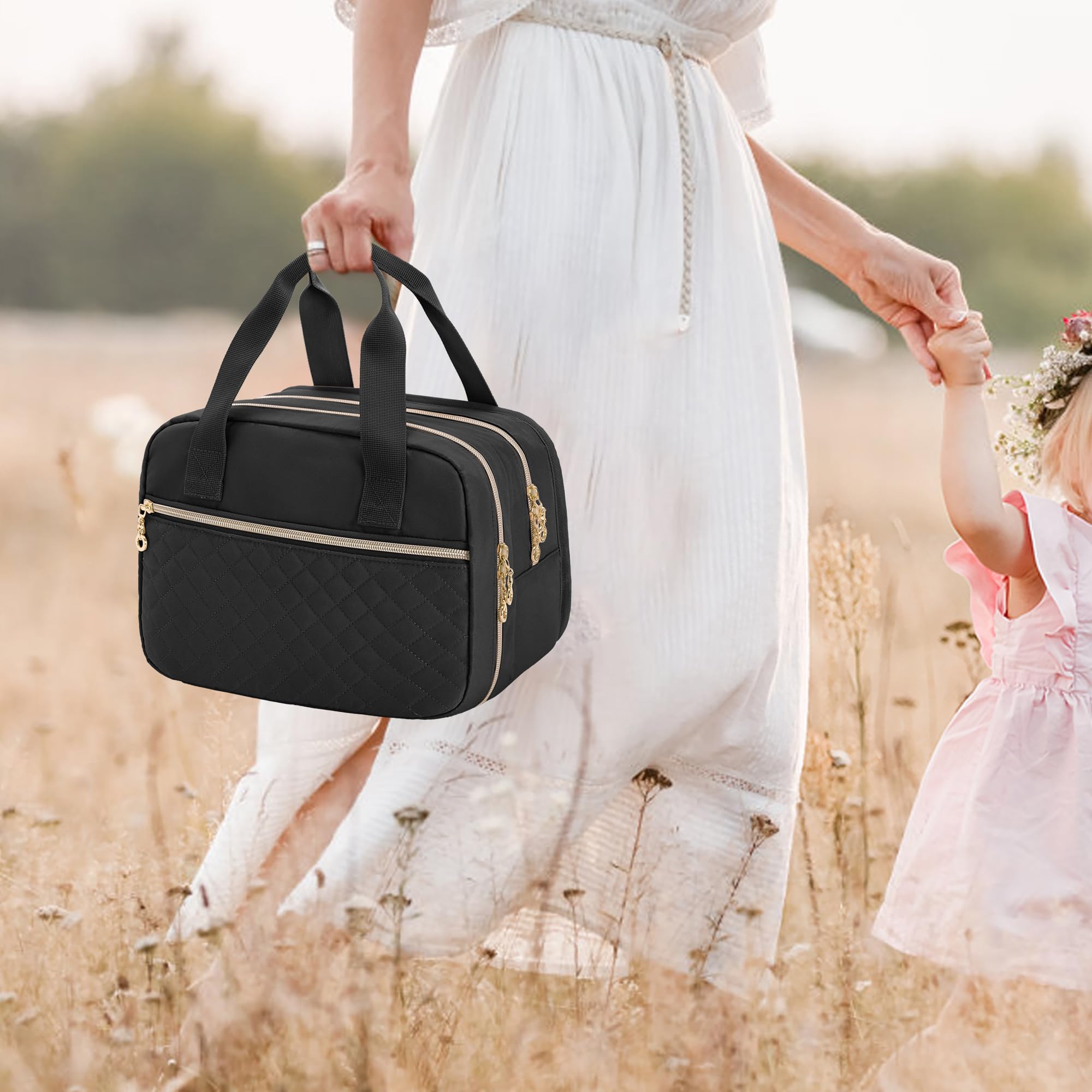Damero top handle offers easy carrying between locations.