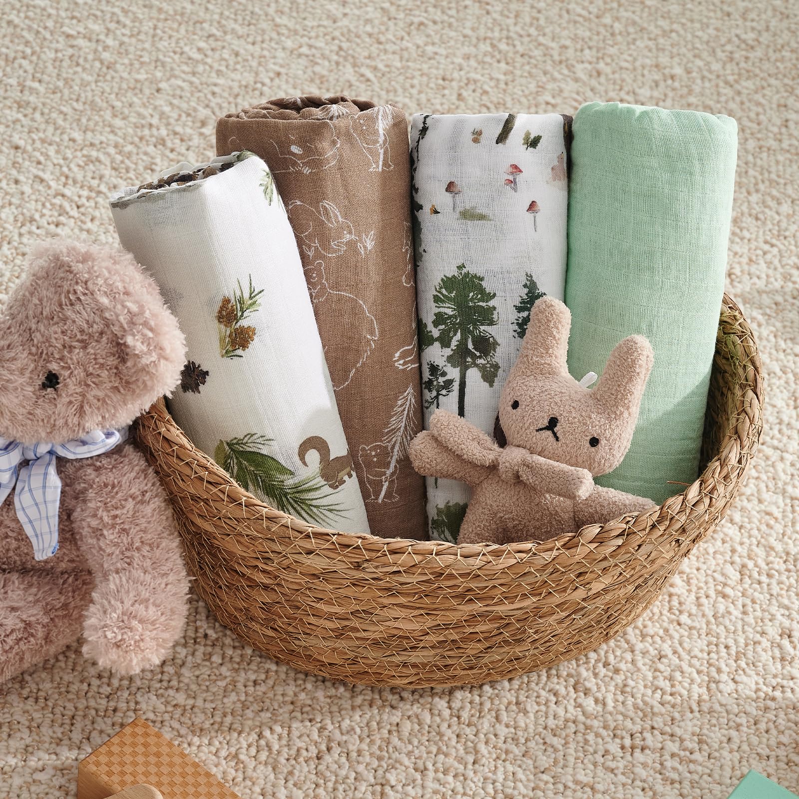 David's Kids breathable weave muslin blanket stays airy for swaddling and quick drying