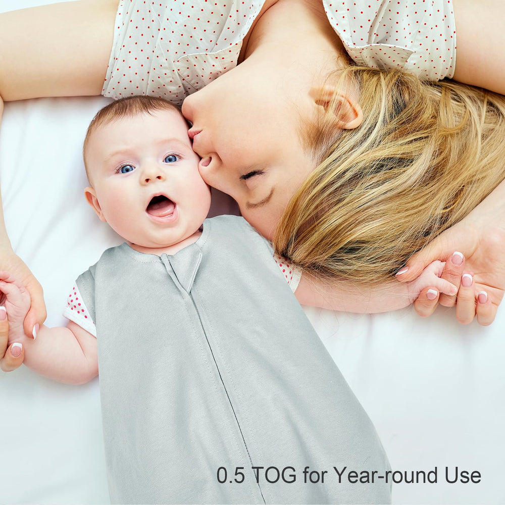 Soft, skin-friendly organic cotton close-up on David's Kids sleep sack