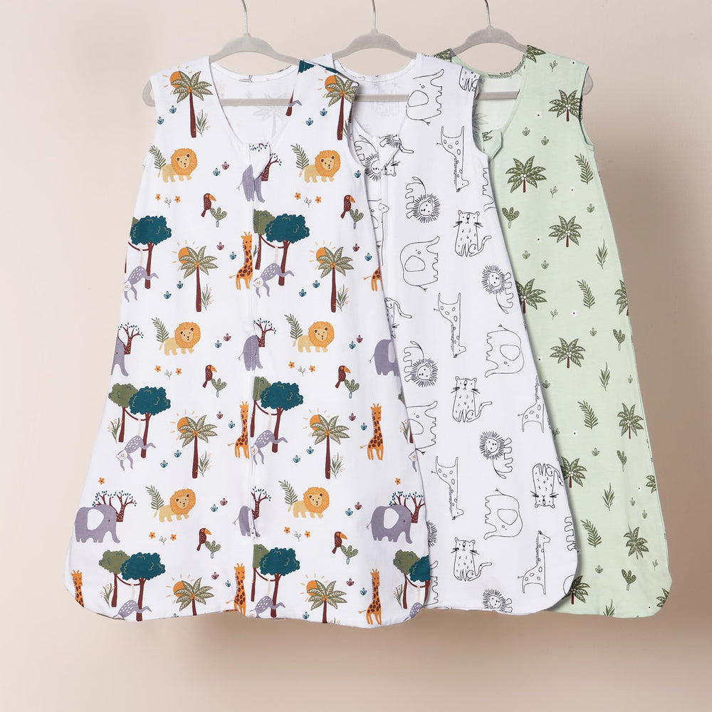 David's Kids sleep sack with roomy legroom supports natural movement.