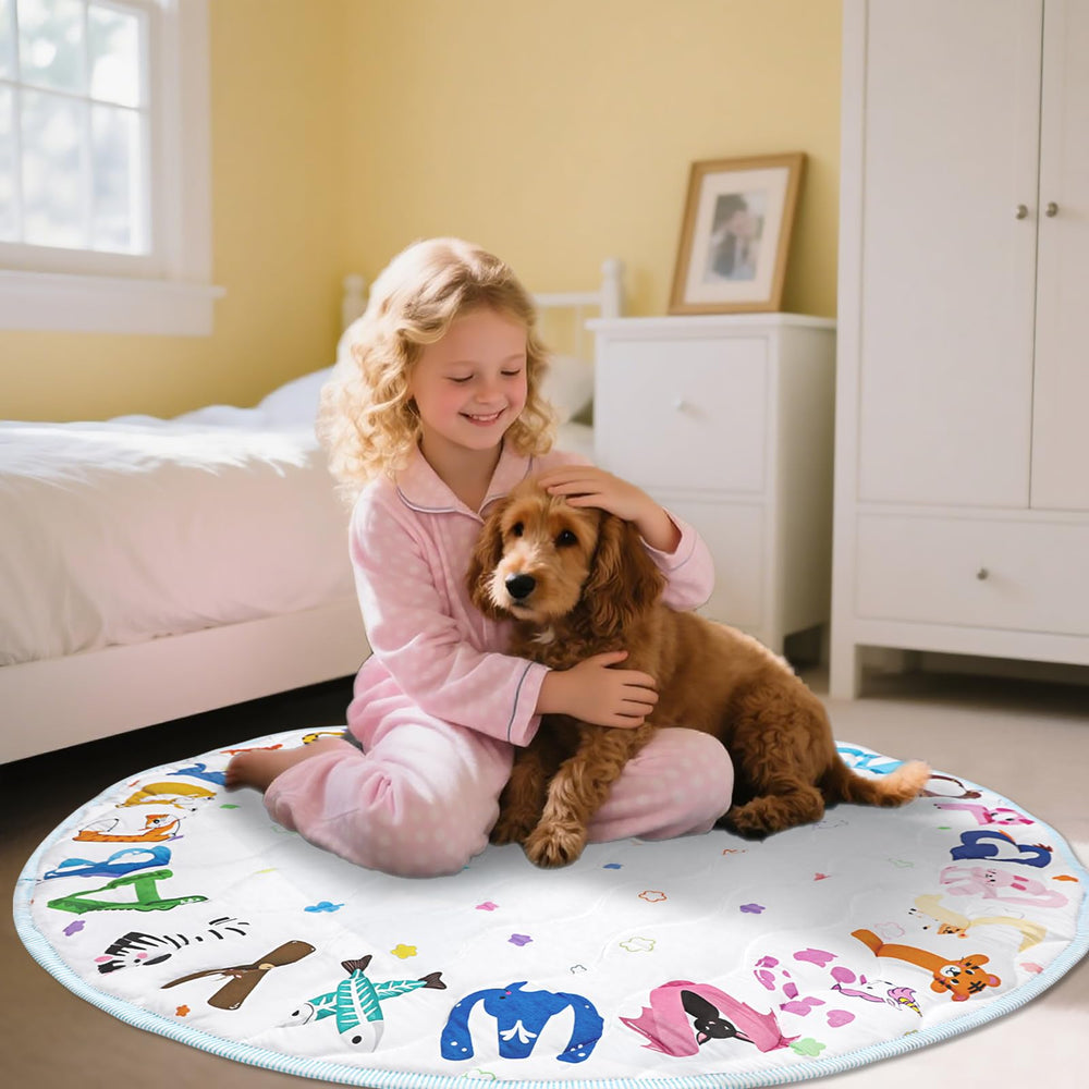 DAYEEBALL animal-alphabet pattern stimulates visual interest during play