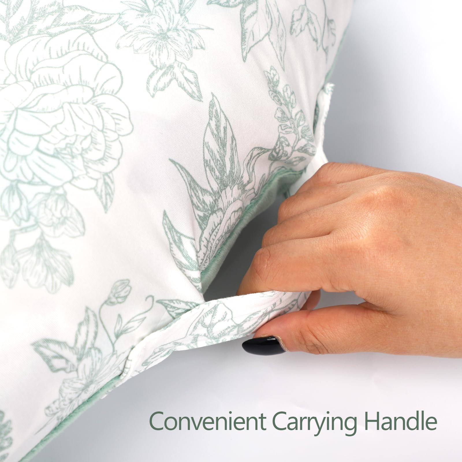DAYEEBALL reversible design protects the lounger while updating your nursery style.