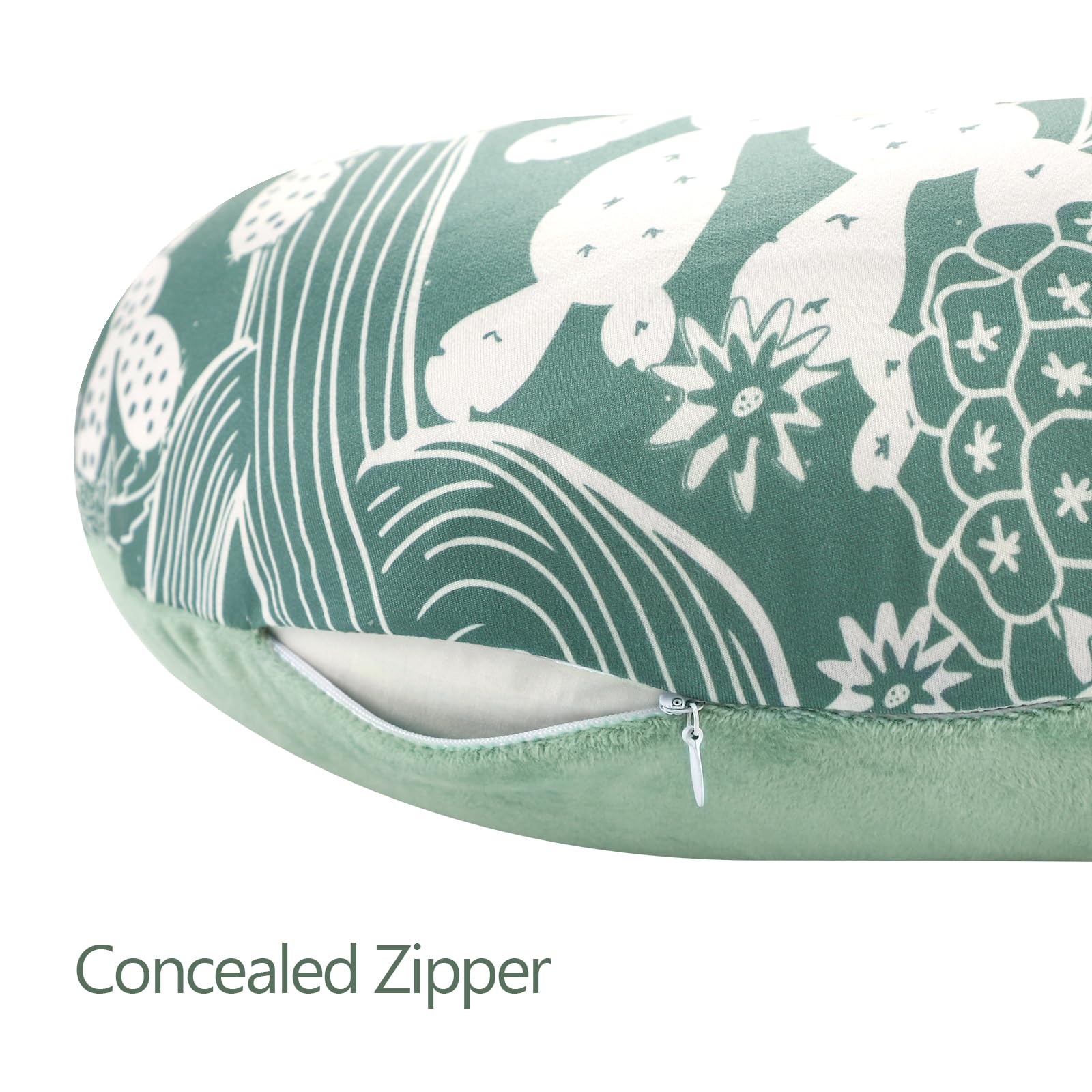 DayeeBall nursing cover hidden zip ensures smooth layer during feeds.