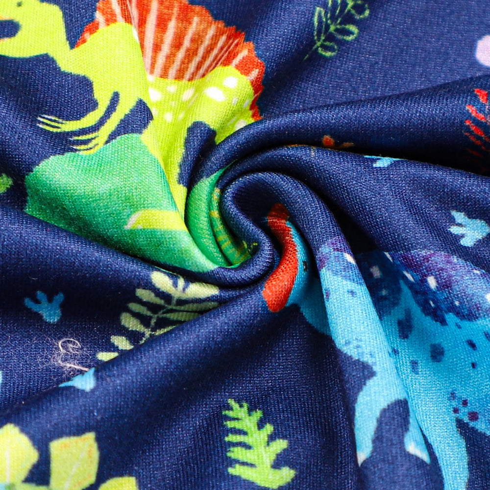DAYEEBALL skin-friendly polyester cover protects delicate baby skin during feeds