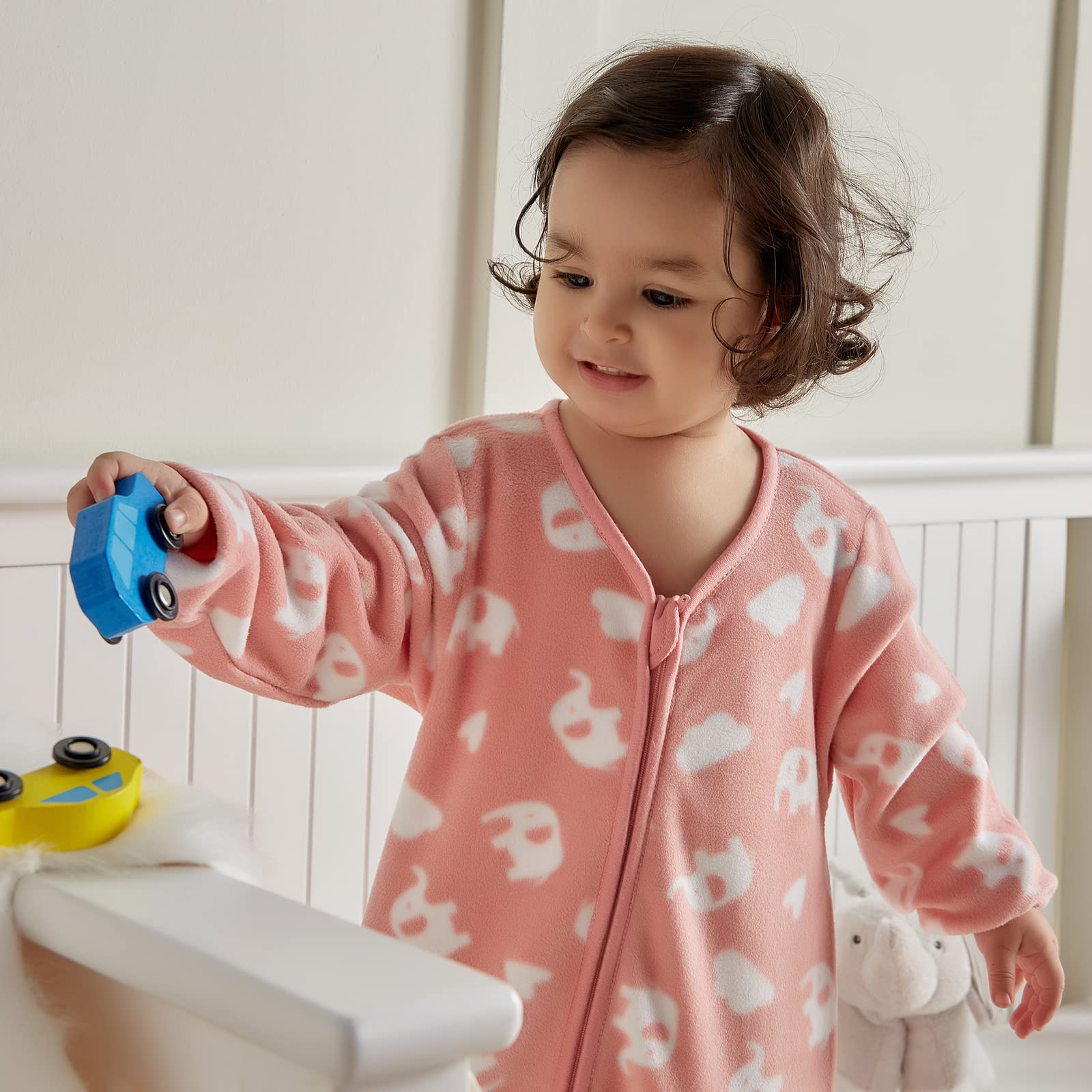 DaysU roomier fit prevents riding up and supports active toddler movement.