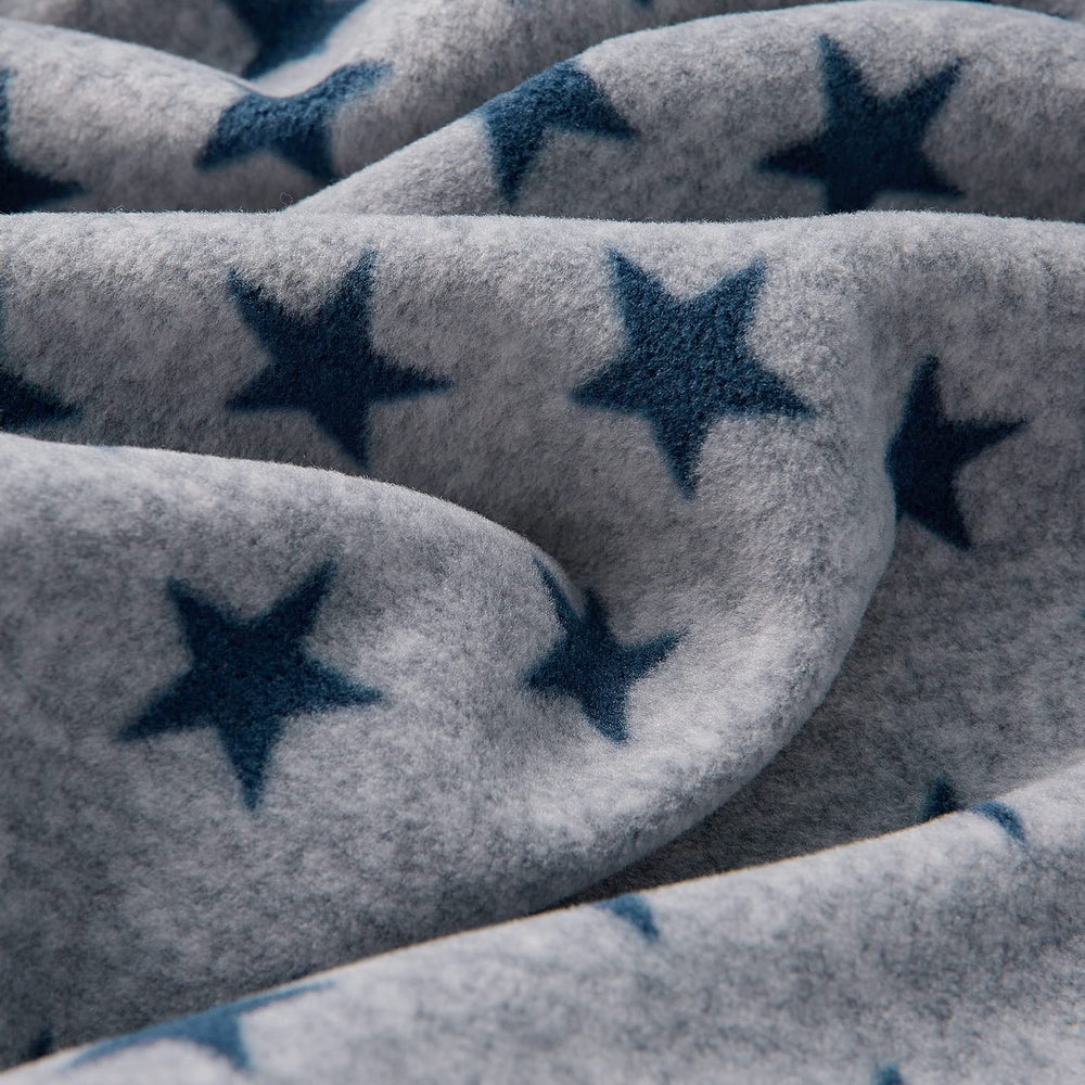 DaysU two-way zipper sleep sack allows easy dressing and diaper changes.