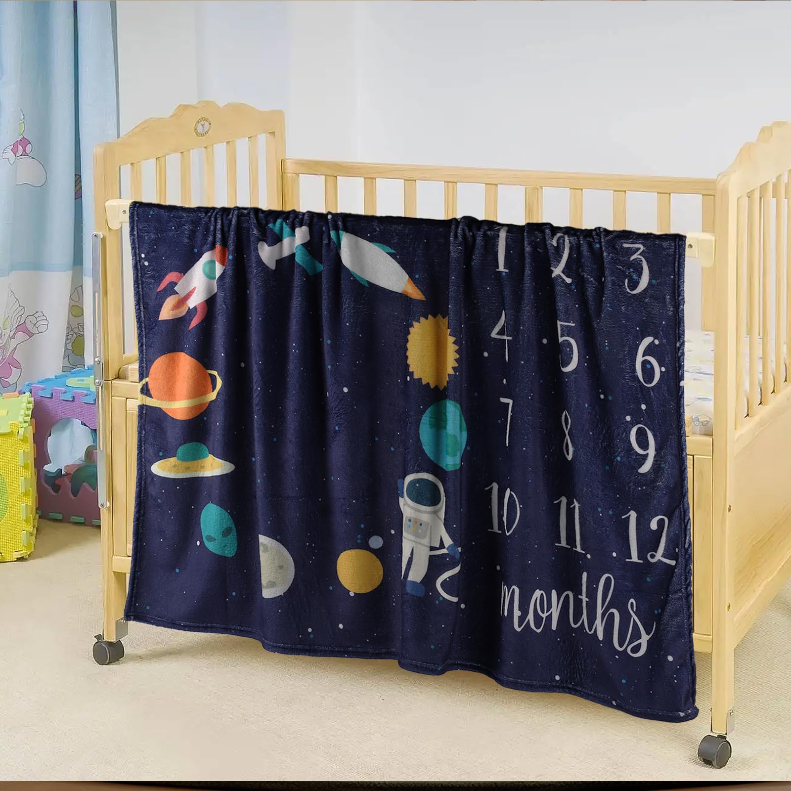 DCOOLGO baby party decor blanket adds vivid color to celebrations