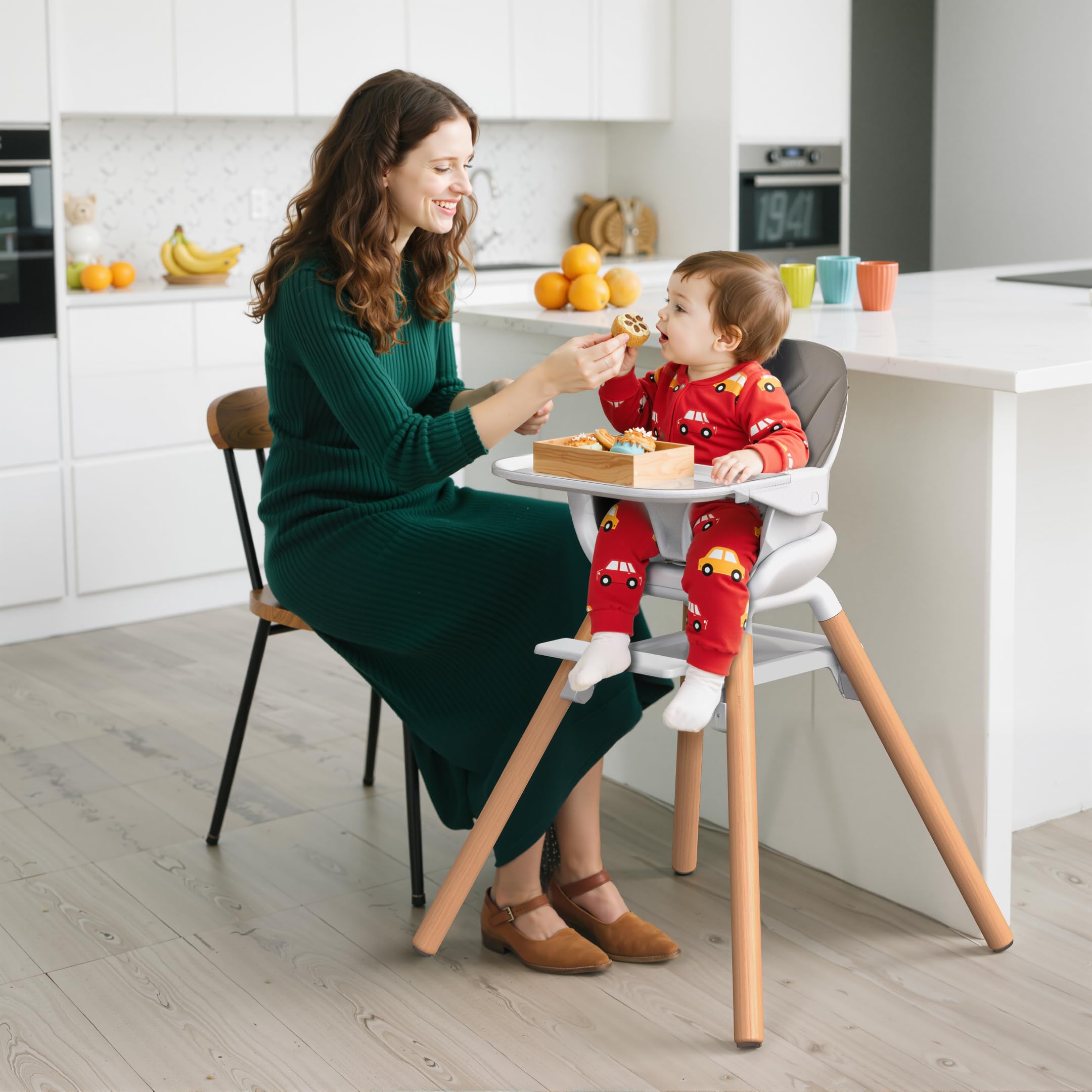 DDIOYIUR high chair beech wood legs provide sturdy stability