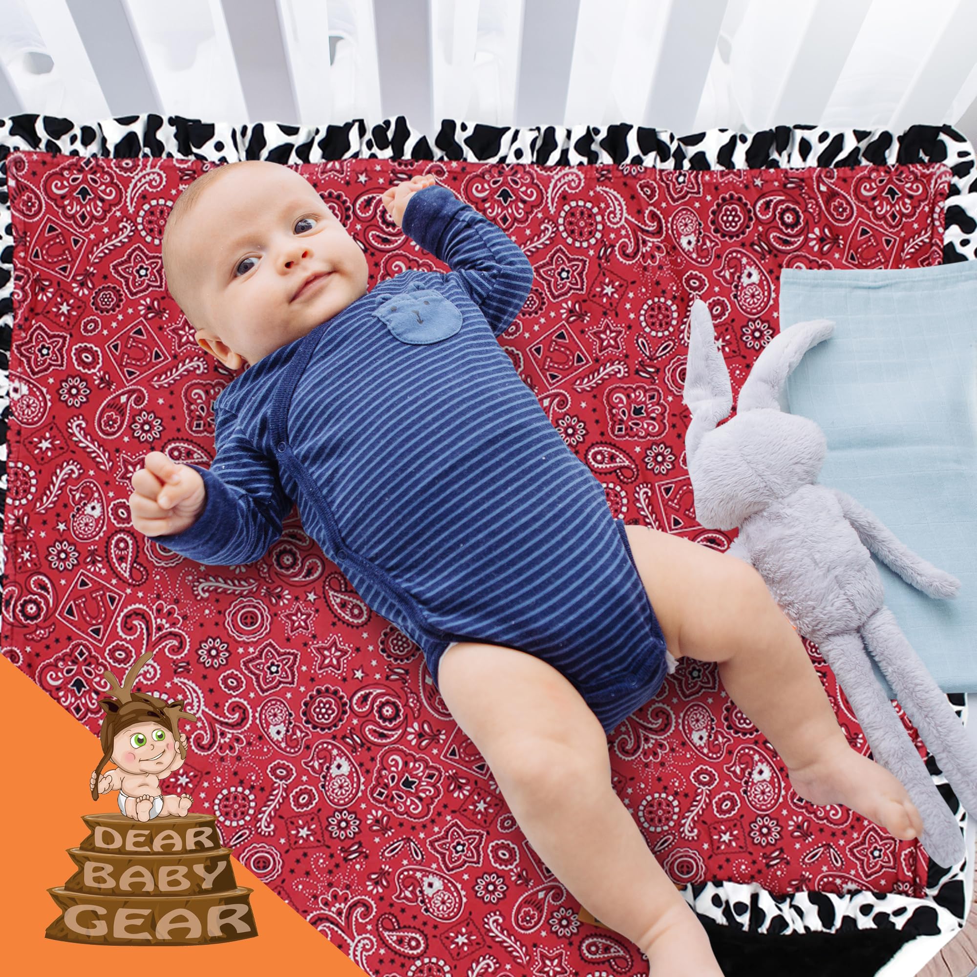 Dear Baby Gear Farm Deluxe lightweight blanket, 33x33 inches, ideal for travel.