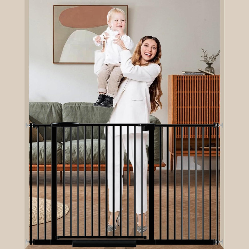 DEARBB extra wide gate showing ultra-narrow spacing for safe spaces
