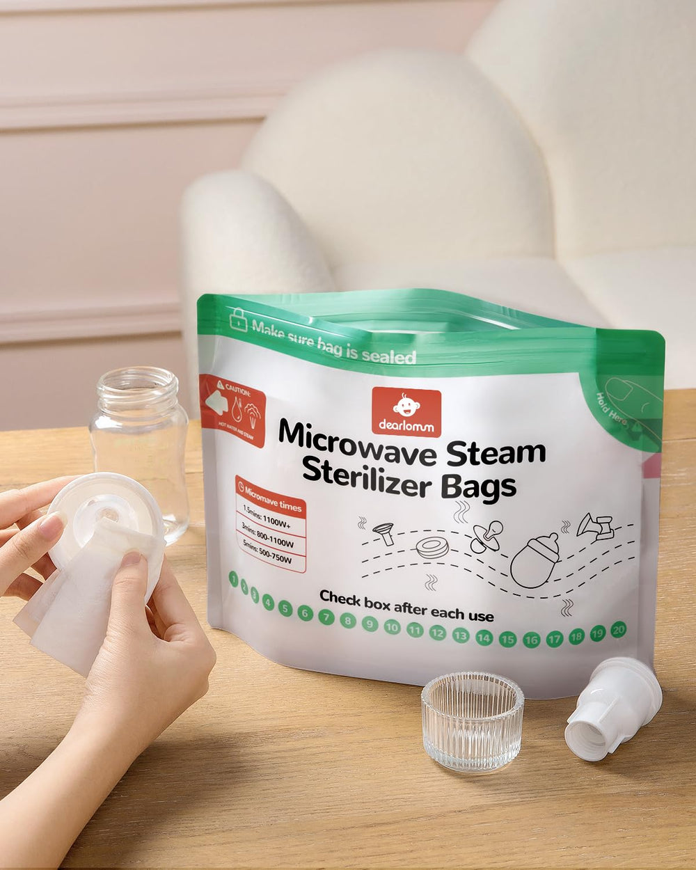 Dearlomum bag on the go in kitchen supporting quick sterilization