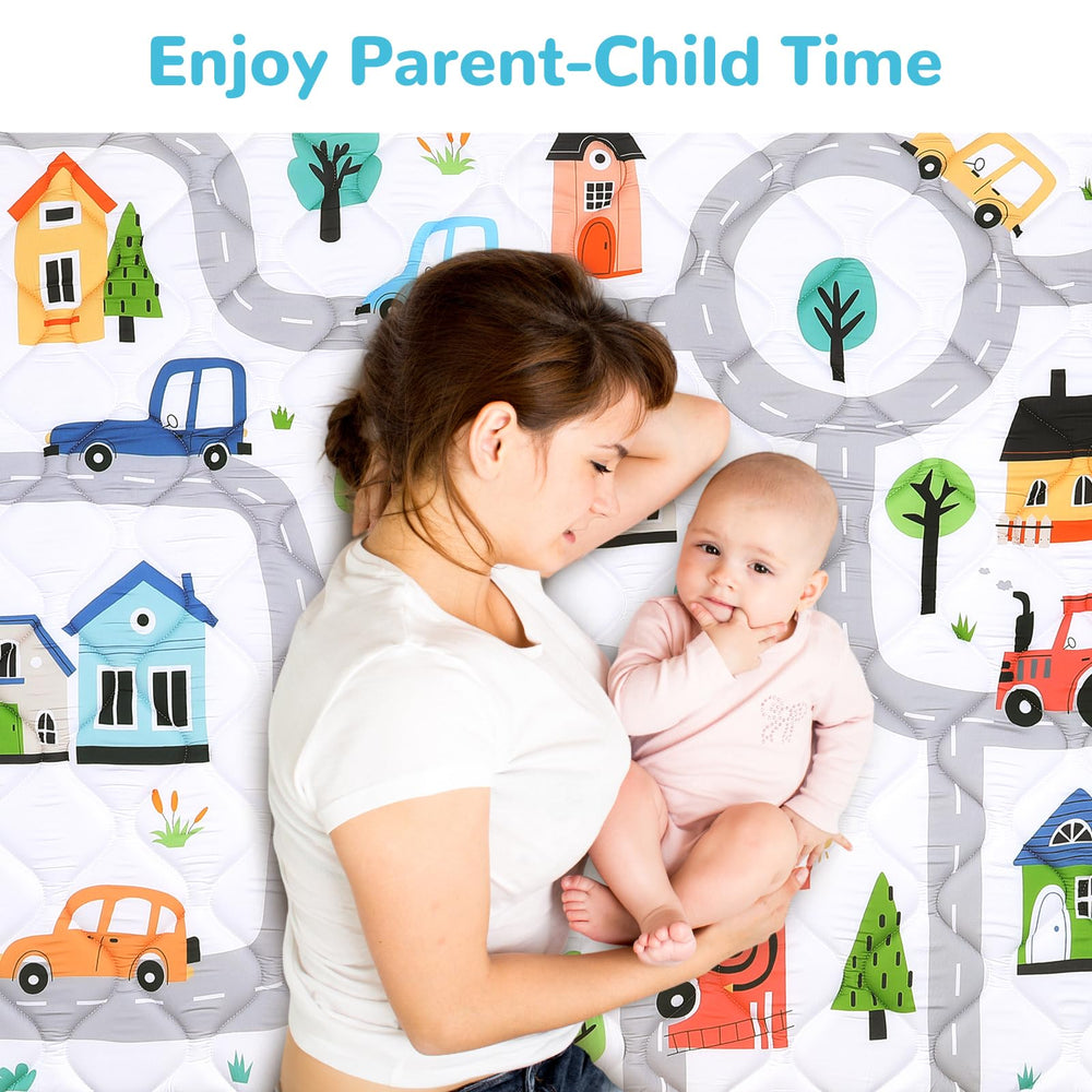 Decalsweet tummy-time pattern mat with bright visuals to engage baby.