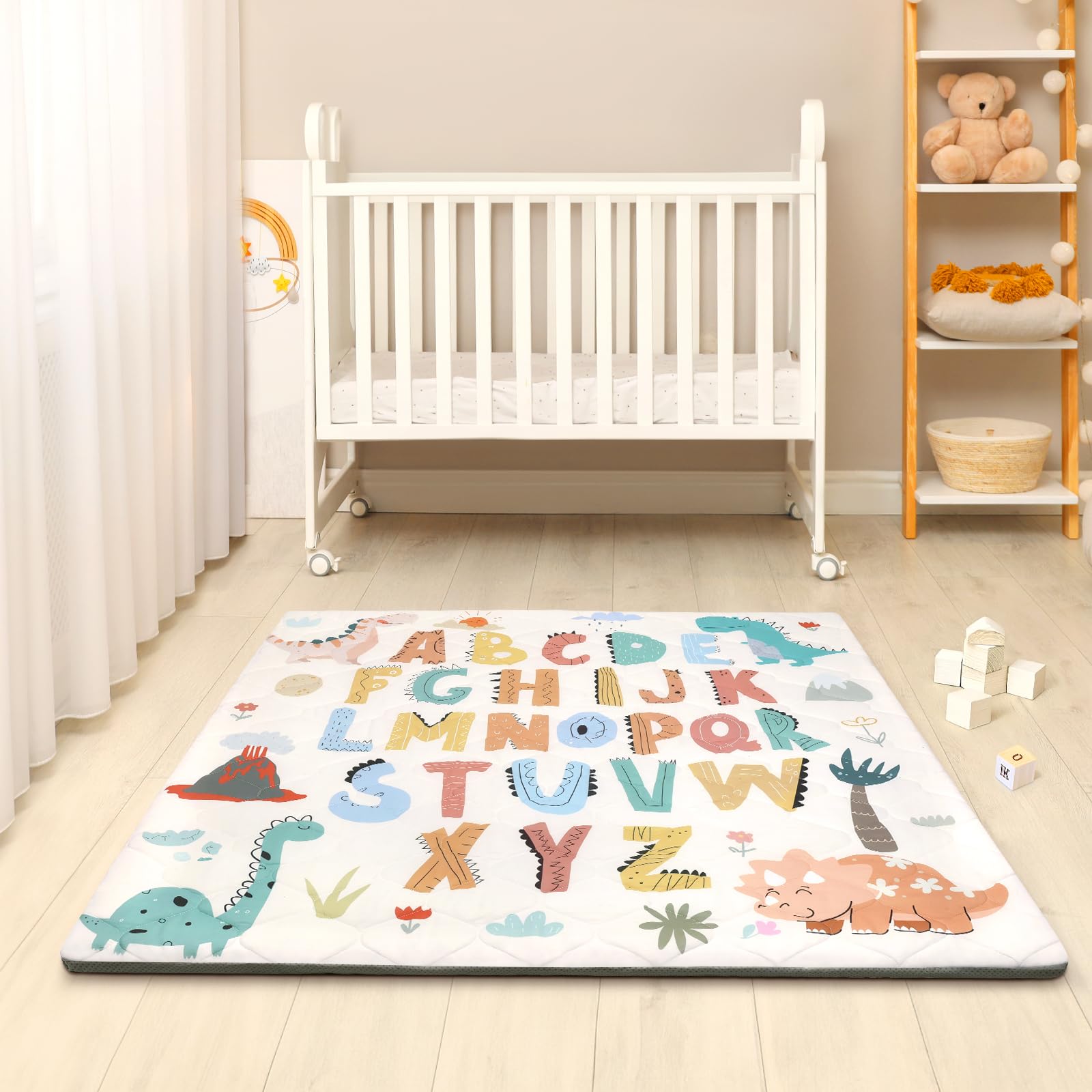 Decalsweet tummy-time mat helps babies lift heads and explore.