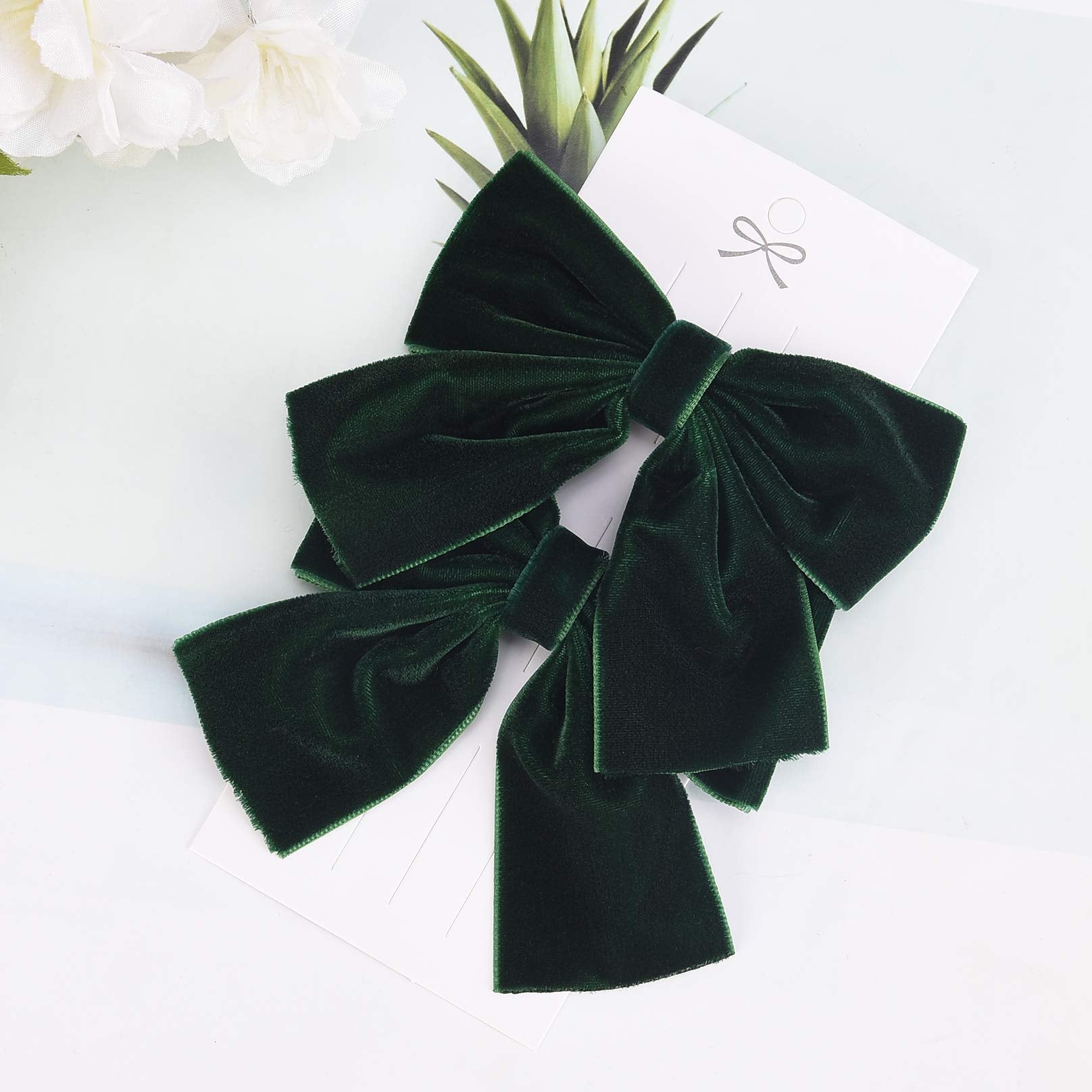 Packaging image of DEEKA handmade velvet bows