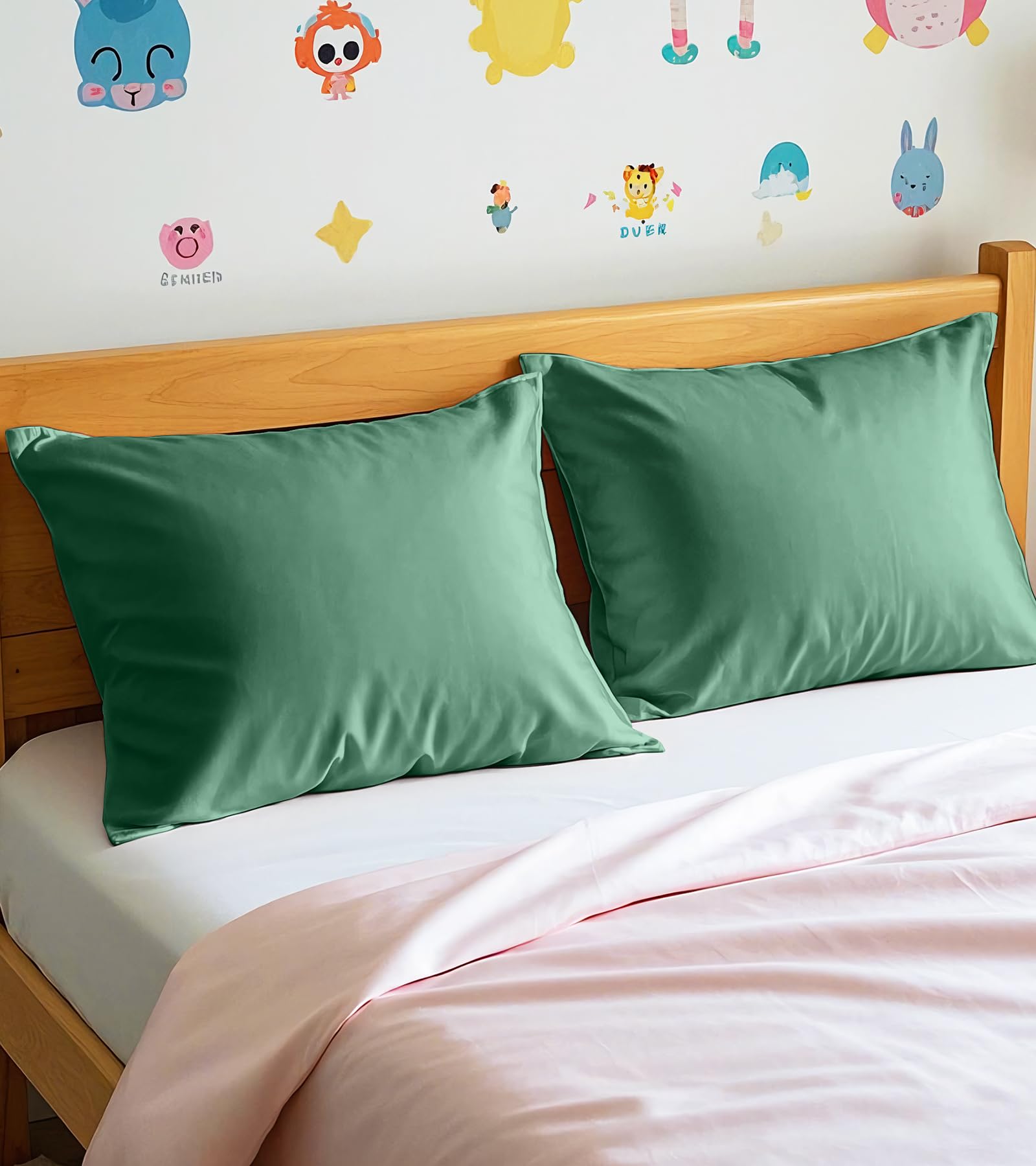 Deep Dream cotton pillowcase gentle on delicate skin during quiet nights.