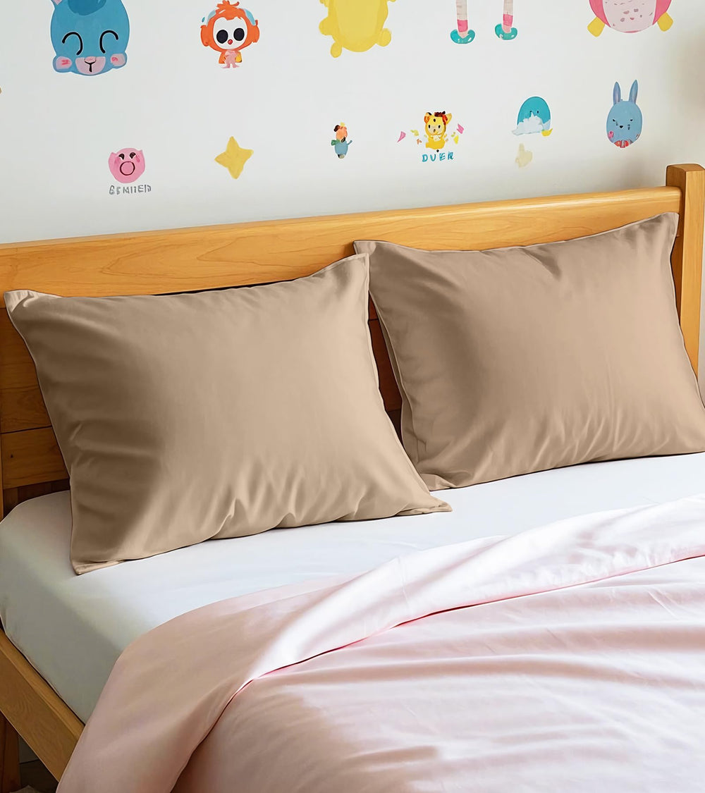 Machine-wash friendly Deep Dream fabric maintains softness after cycles.