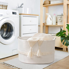Degeyoyo 67L blanket basket with handles for easy room-to-room transport.