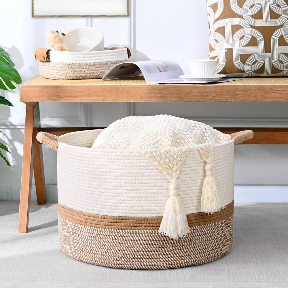 Degeyoyo 67L blanket basket folded flat for compact storage.