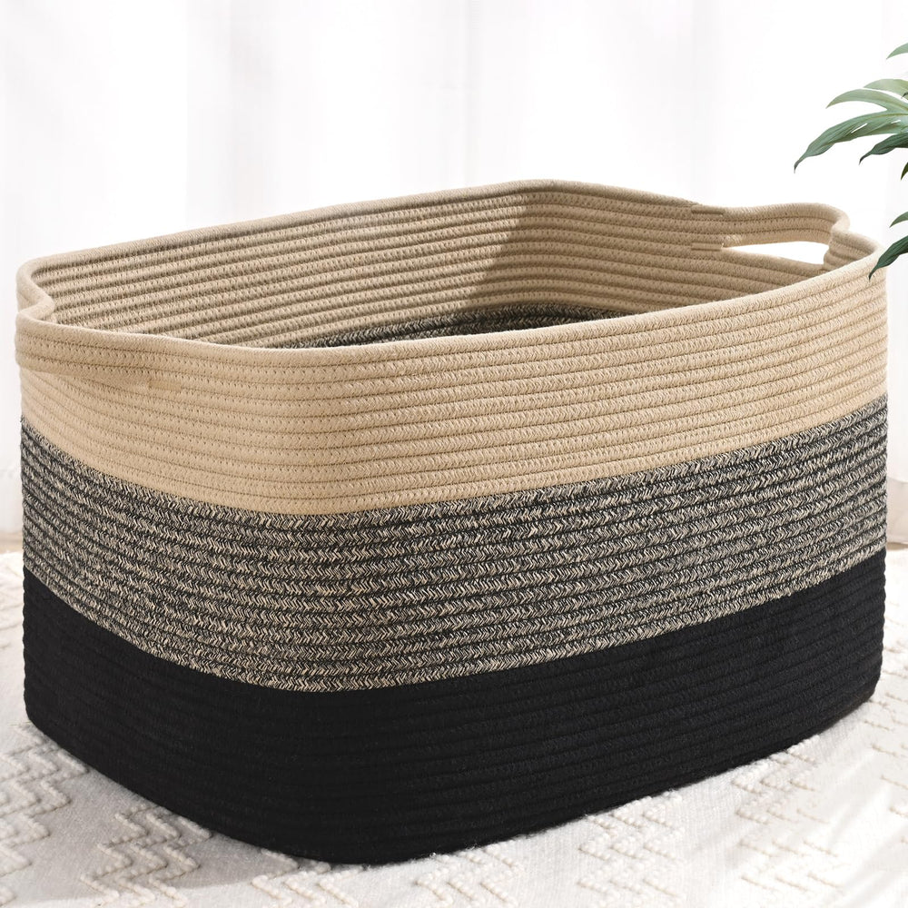 Degeyoyo blanket basket 60L in brown and black stores blankets neatly and accessibly.