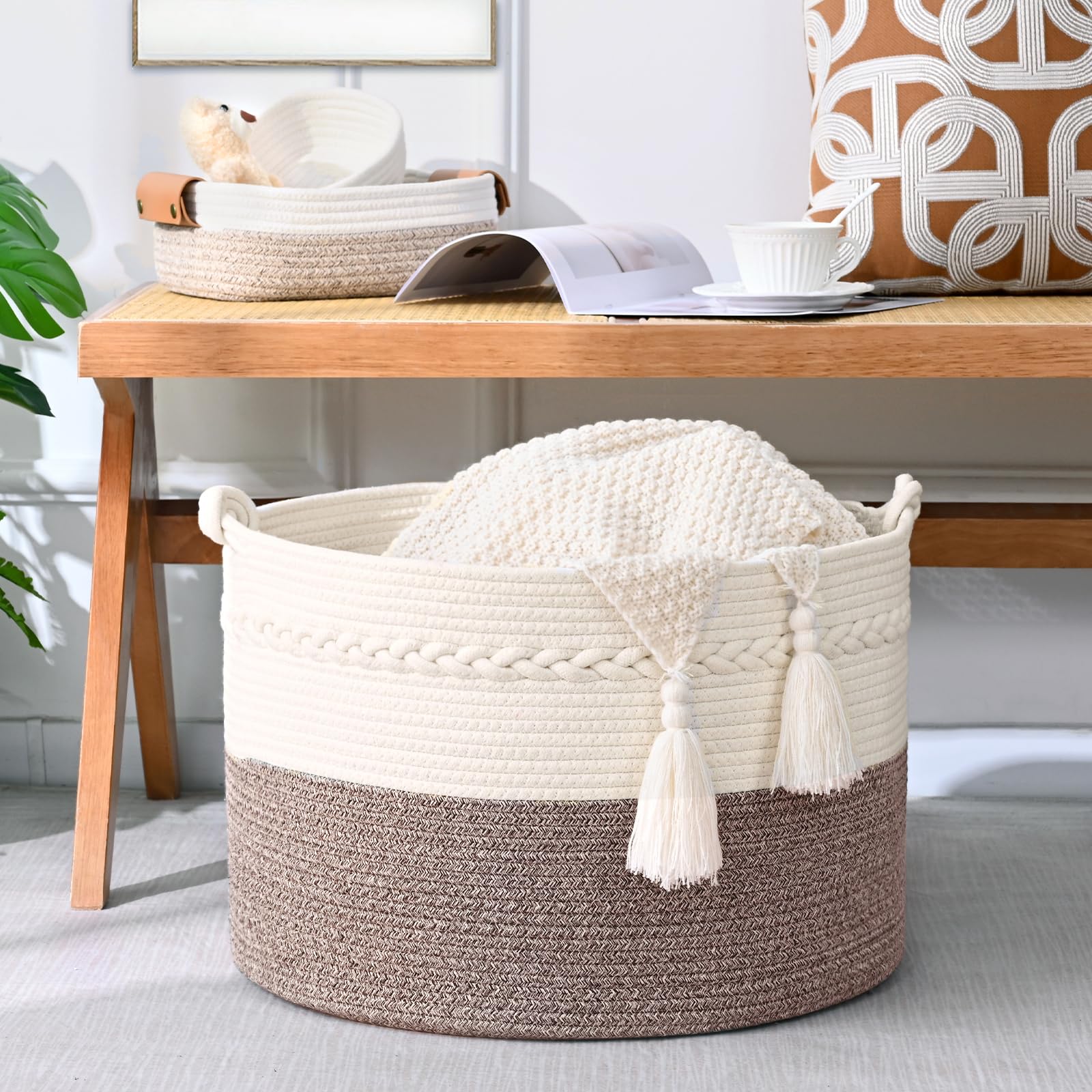Degeyoyo large basket for blankets and toys in a cozy corner
