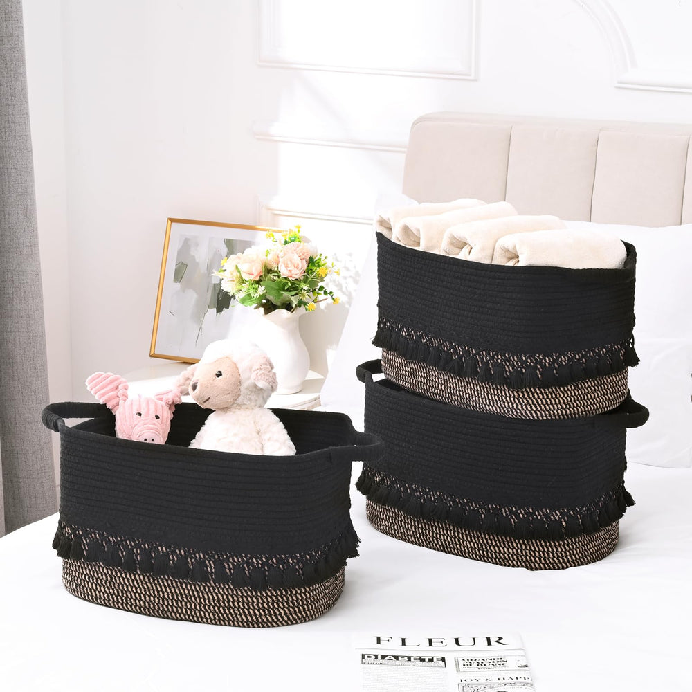 Degeyoyo multipurpose organizer basket suitable for nursery, bedroom, or living room.