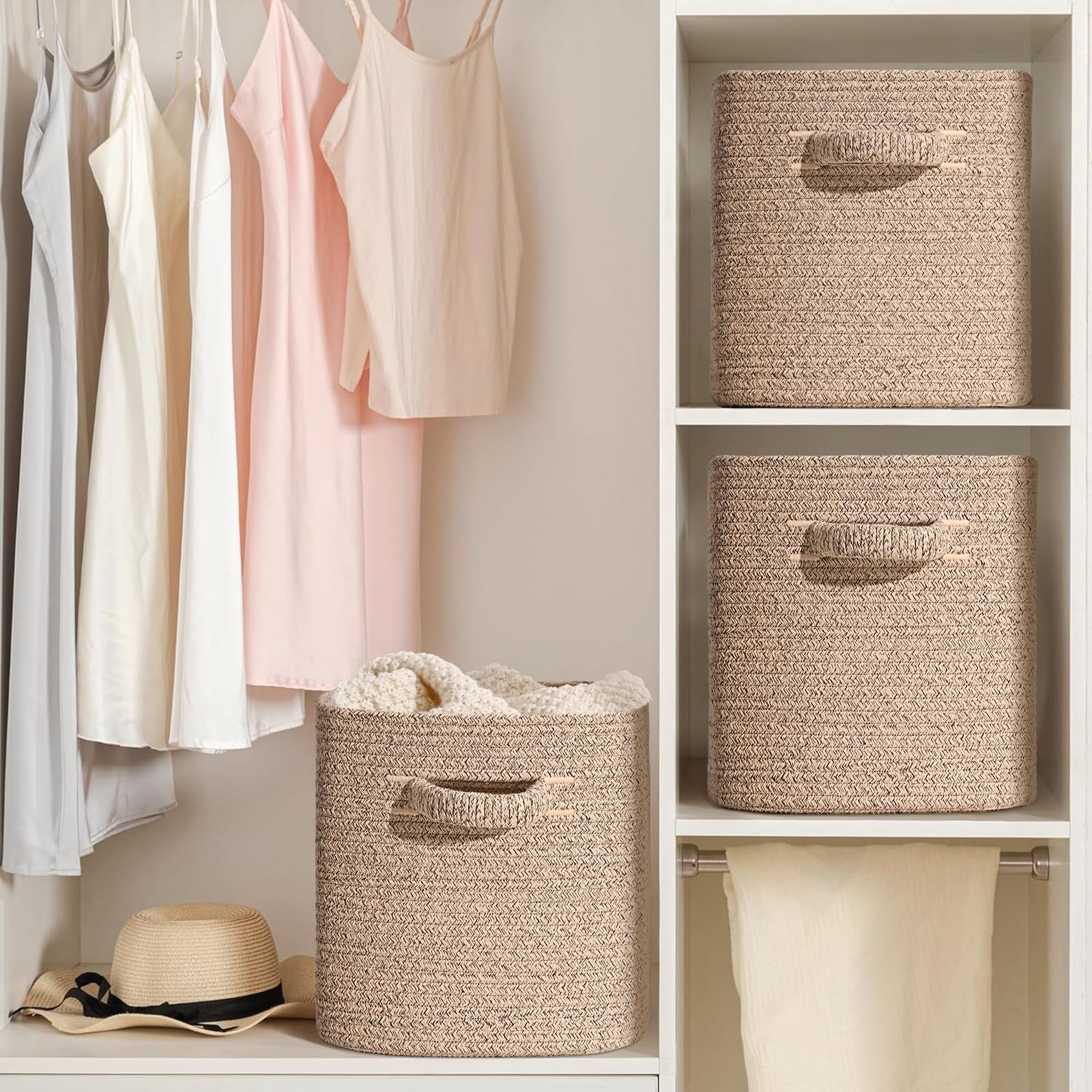 Degeyoyo natural cotton weave offers breathable organization.