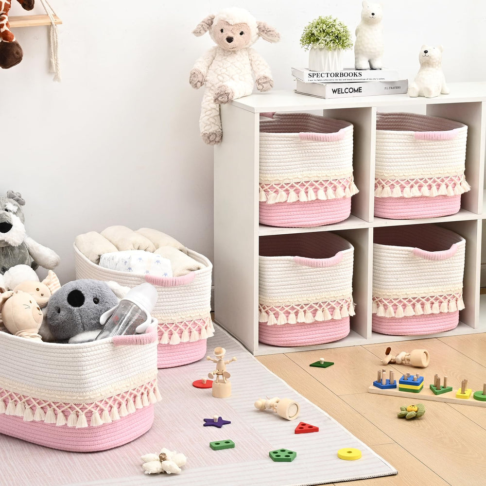 Degeyoyo two-pack cotton rope bins soft, durable, great for nursery clutter.
