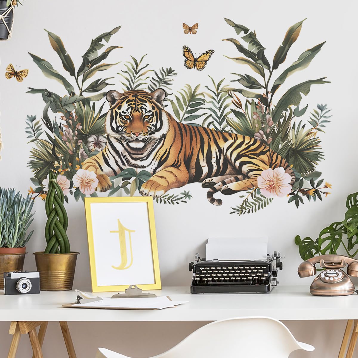 DEIKOKA tiger portrait wall sticker adds gentle watercolor charm to living spaces and is easy to apply